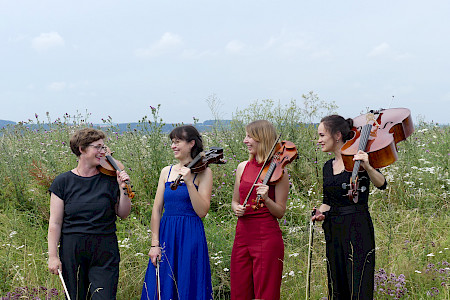 Von links nach rechts: Reingard Grünwald – Viola, Kathrin Schwarz – Violine, Patricia Hibler – Violine, Magdalena Baudisch – Violoncello