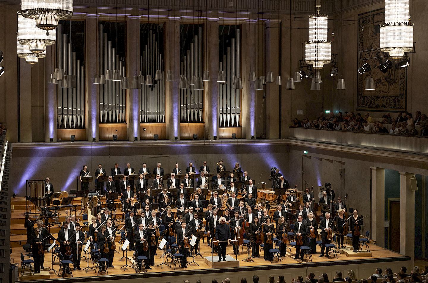 Das Symphonieorchester des Bayerischen Rundfunks mit seinem Chefdirigenten Sir Simon Rattle im Herkulessaal der Residenz
