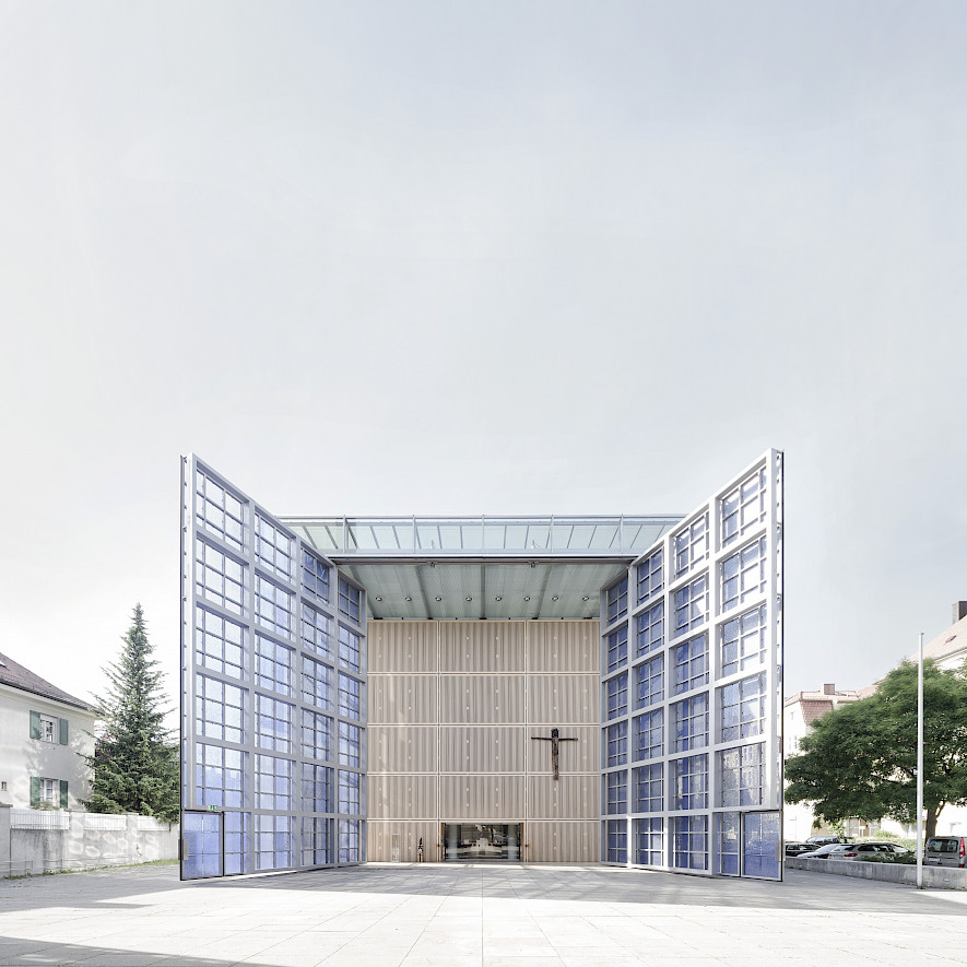 Die größten Kirchenportale der Welt © Herz Jesu, Foto: Robert Kiderle